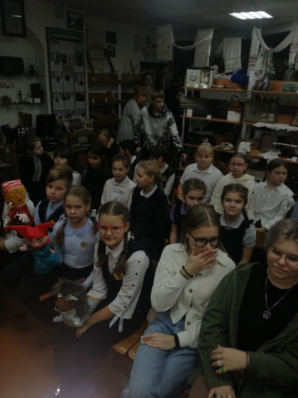 Школьный музей «Наследие» школы № 125″ отпраздновал первый юбилей школьного кукольного театра &quot;Буратино&quot;&quot;.